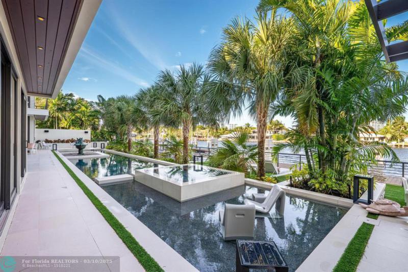  Single Family Homes Photo 85: 600 5th Key Dr  Fort Lauderdale,  FL 33304