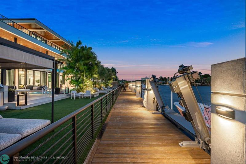  Single Family Homes Photo 95: 600 5th Key Dr  Fort Lauderdale,  FL 33304