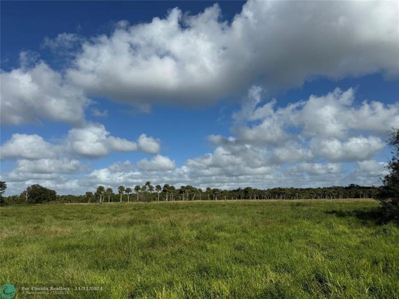  Commercial & Industrial Land Images 