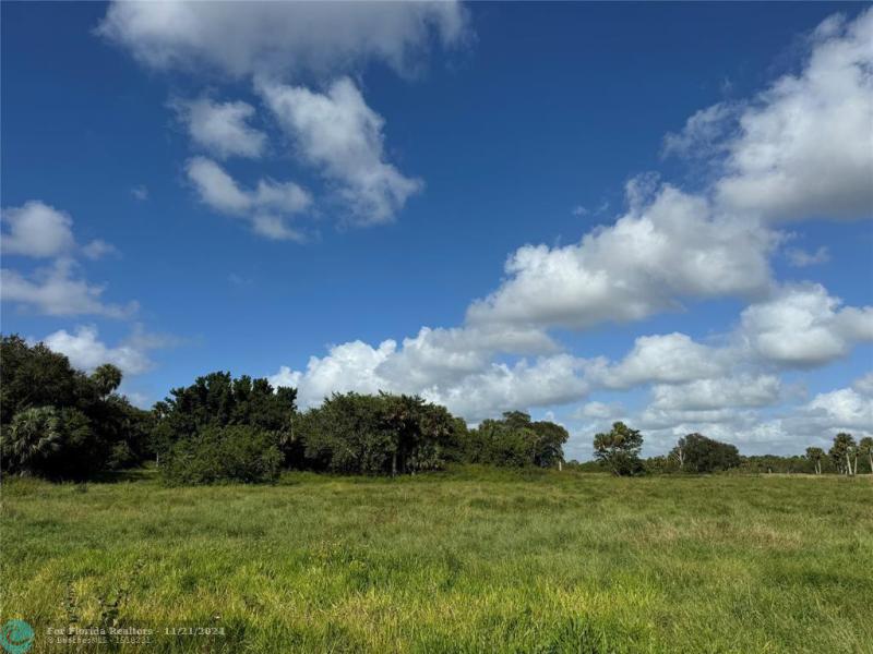  Commercial & Industrial Land Images 