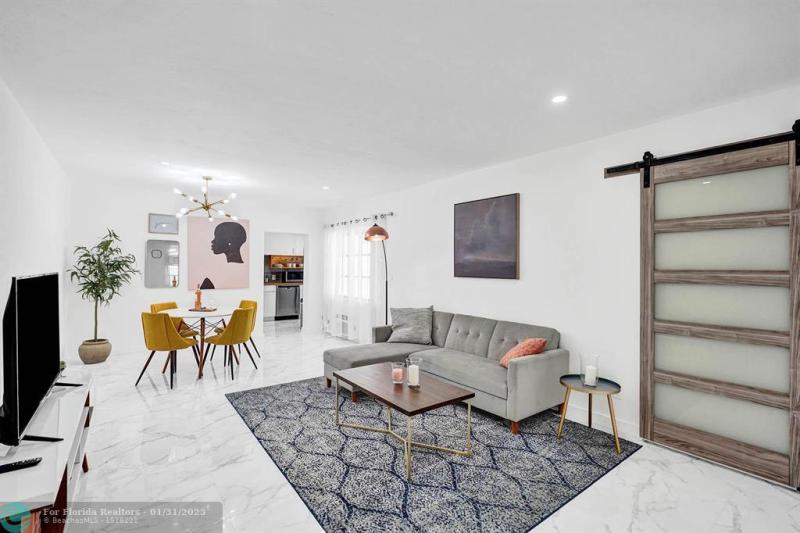 Duplex, Triplex and Fourplex Images