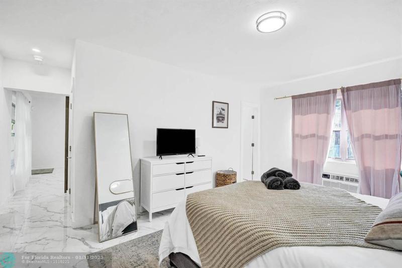 Duplex, Triplex and Fourplex Images