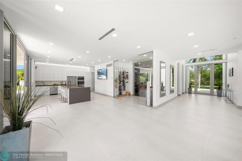  Single Family Homes Photo 15: 17250 SW 52nd Ct  Southwest Ranches,  FL 33331