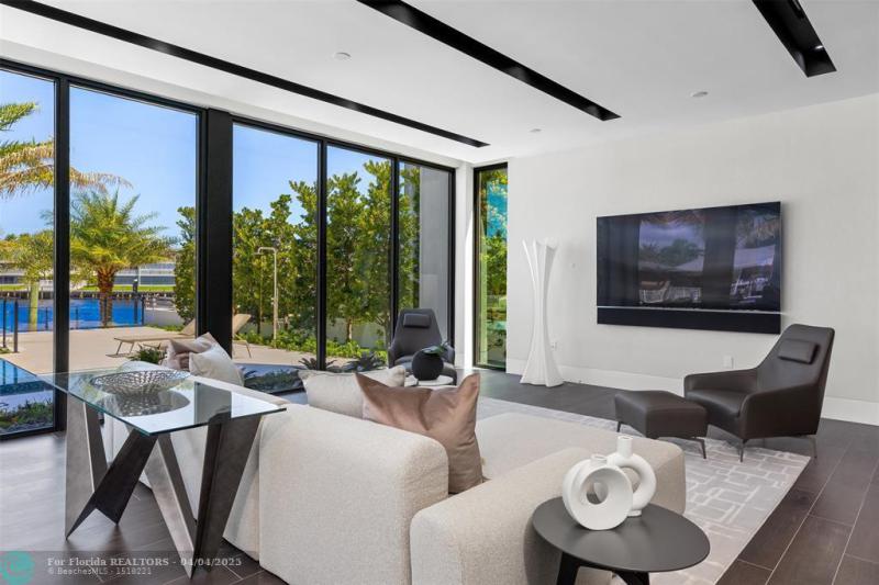  Single Family Homes Photo 27: 1555 SE 14th Ct  Deerfield Beach,  FL 33441