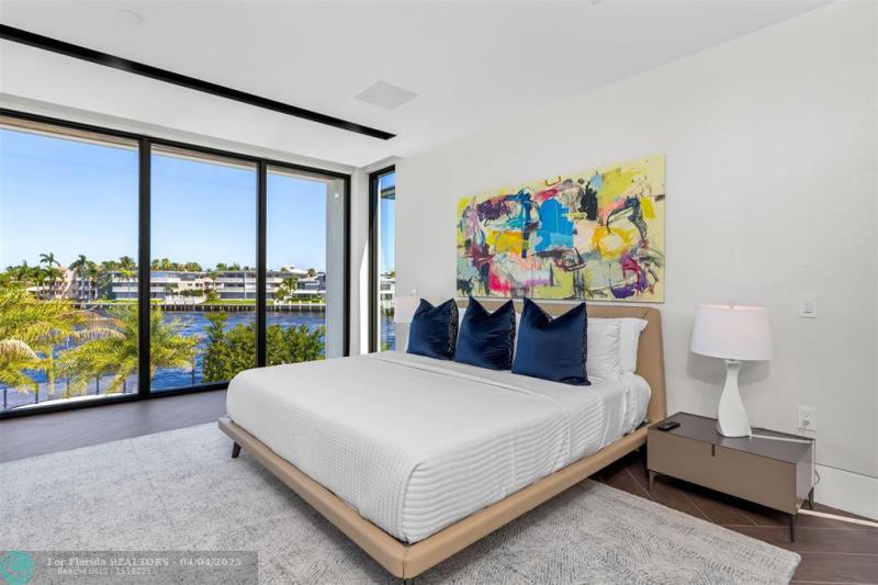  Single Family Homes Photo 38: 1555 SE 14th Ct  Deerfield Beach,  FL 33441