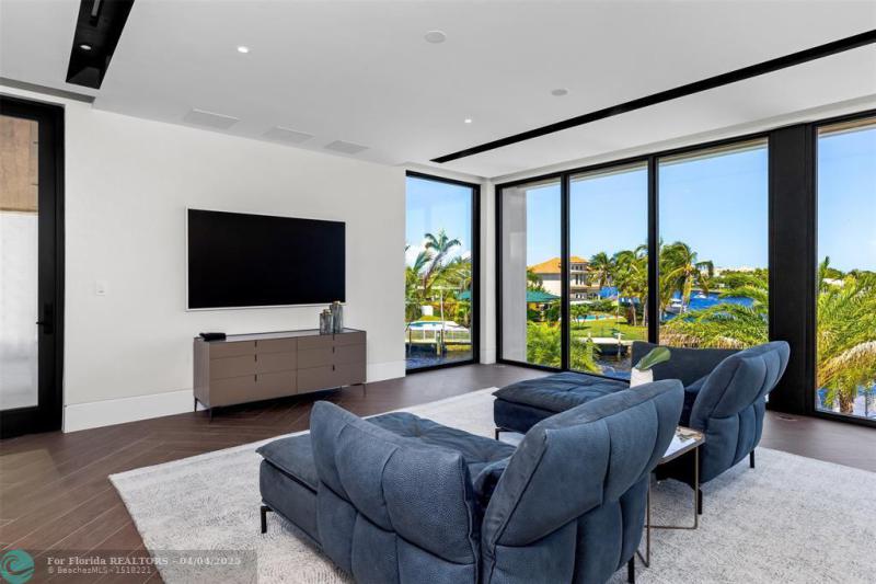  Single Family Homes Photo 39: 1555 SE 14th Ct  Deerfield Beach,  FL 33441