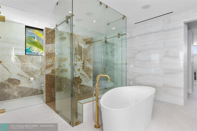  Single Family Homes Photo 42: 1555 SE 14th Ct  Deerfield Beach,  FL 33441