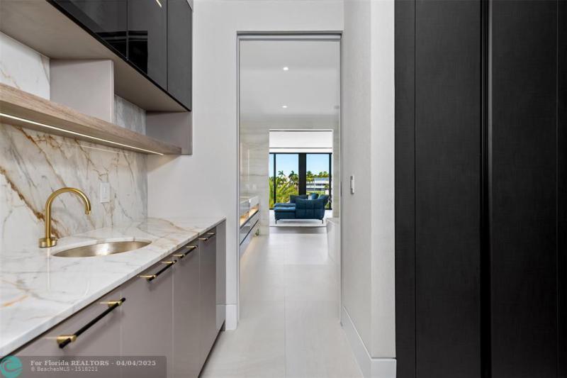  Single Family Homes Photo 43: 1555 SE 14th Ct  Deerfield Beach,  FL 33441