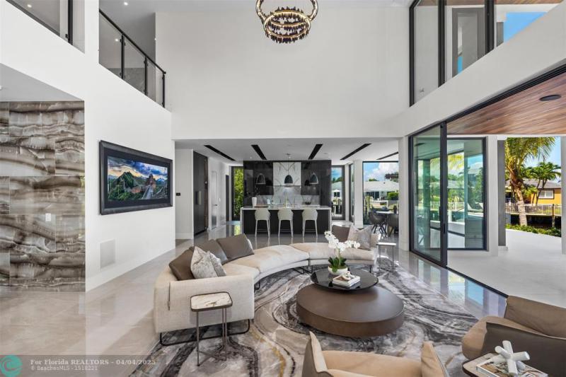  Single Family Homes Photo 7: 1555 SE 14th Ct  Deerfield Beach,  FL 33441