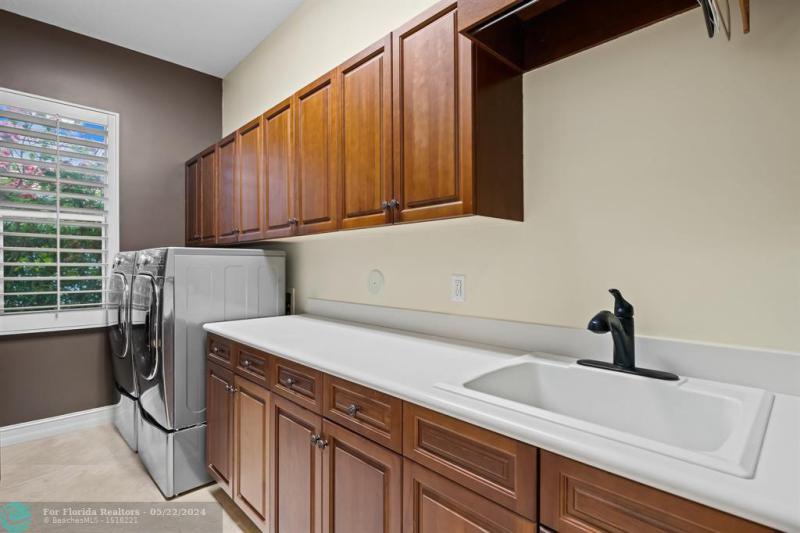  Single Family Homes Photo 44: 12794 STONEBROOK DRIVE  Davie,  FL 33330