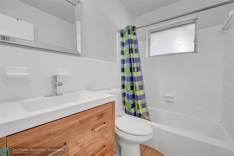 Duplex, Triplex and Fourplex Images