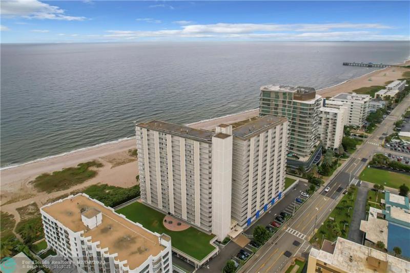  Condo & Townhome Photos
