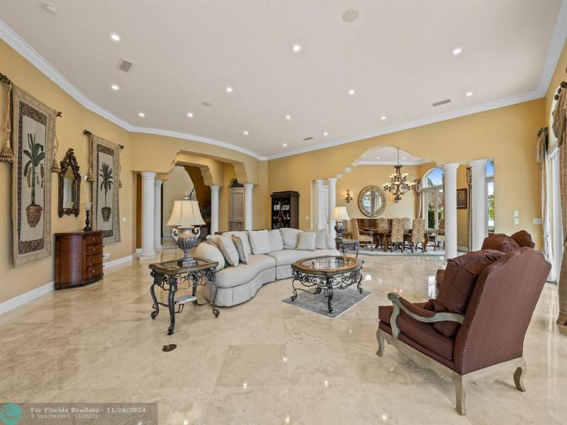  Single Family Homes Photo 16: 3700 NE 28th Ave  Lighthouse Point,  FL 33064