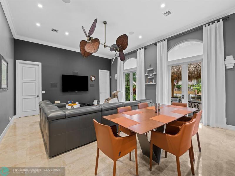  Single Family Homes Photo 24: 3700 NE 28th Ave  Lighthouse Point,  FL 33064