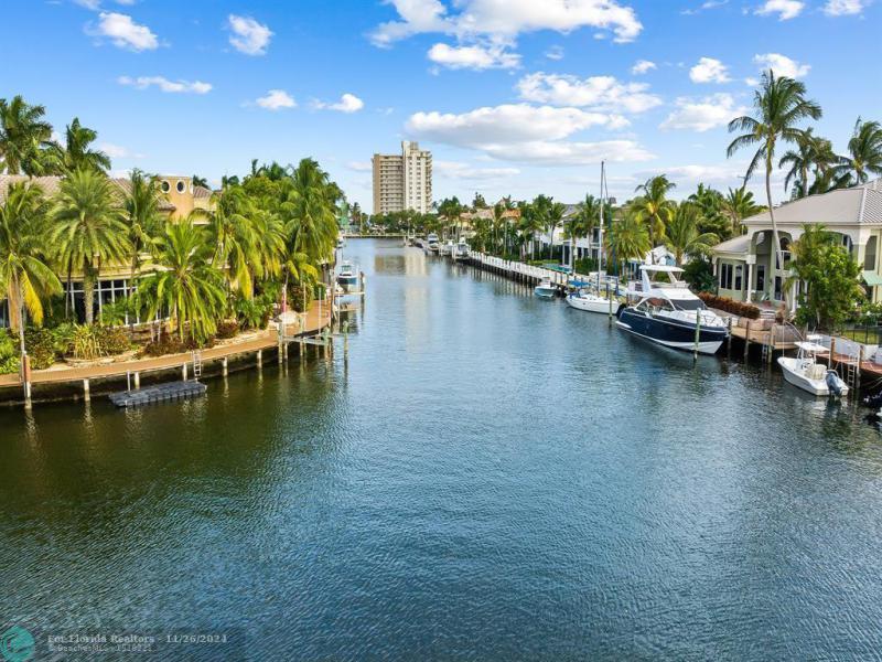  Single Family Homes Photo 43: 3700 NE 28th Ave  Lighthouse Point,  FL 33064