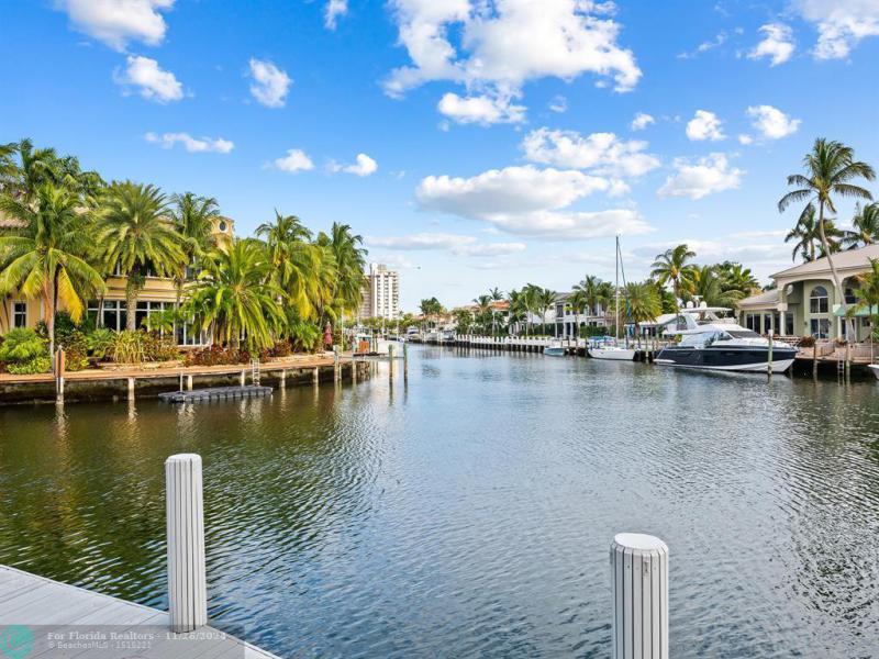  Single Family Homes Photo 53: 3700 NE 28th Ave  Lighthouse Point,  FL 33064