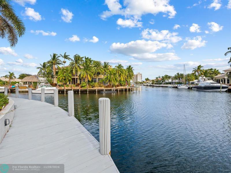 Single Family Homes Photo 55: 3700 NE 28th Ave  Lighthouse Point,  FL 33064