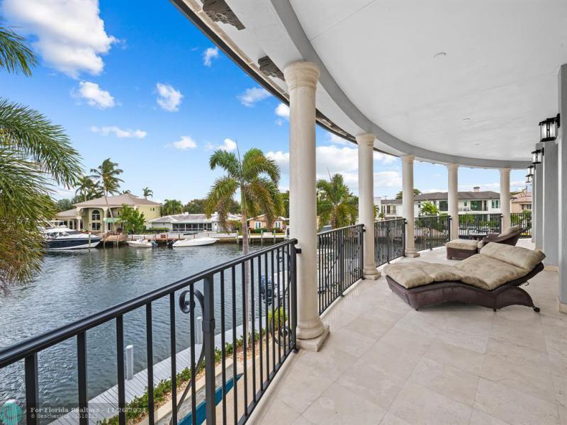  Single Family Homes Photo 77: 3700 NE 28th Ave  Lighthouse Point,  FL 33064