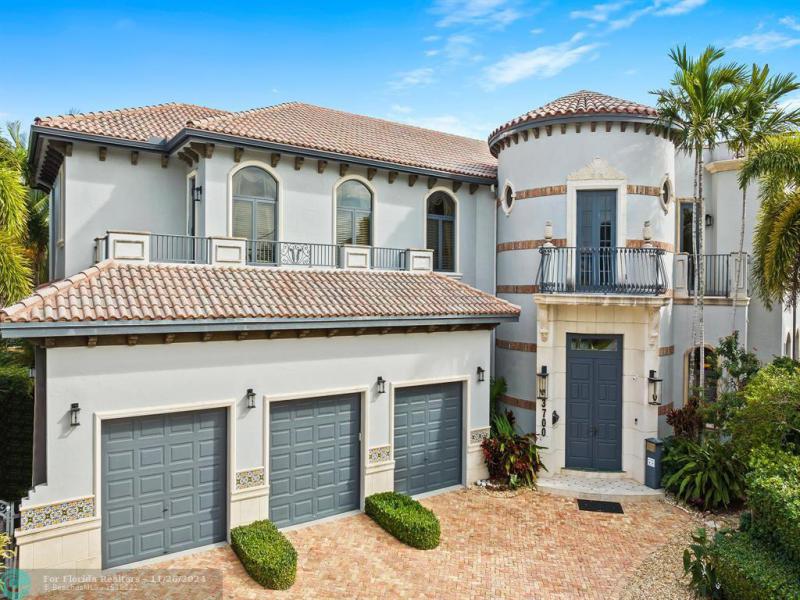  Single Family Homes Photo 9: 3700 NE 28th Ave  Lighthouse Point,  FL 33064