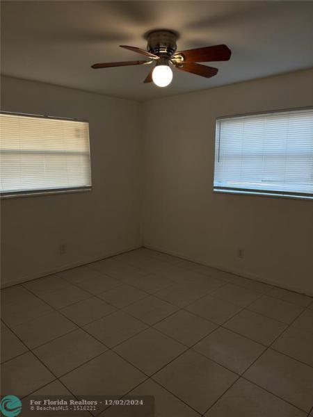 Duplex, Triplex and Fourplex Images