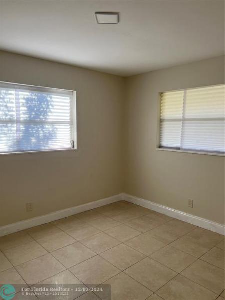 Duplex, Triplex and Fourplex Images