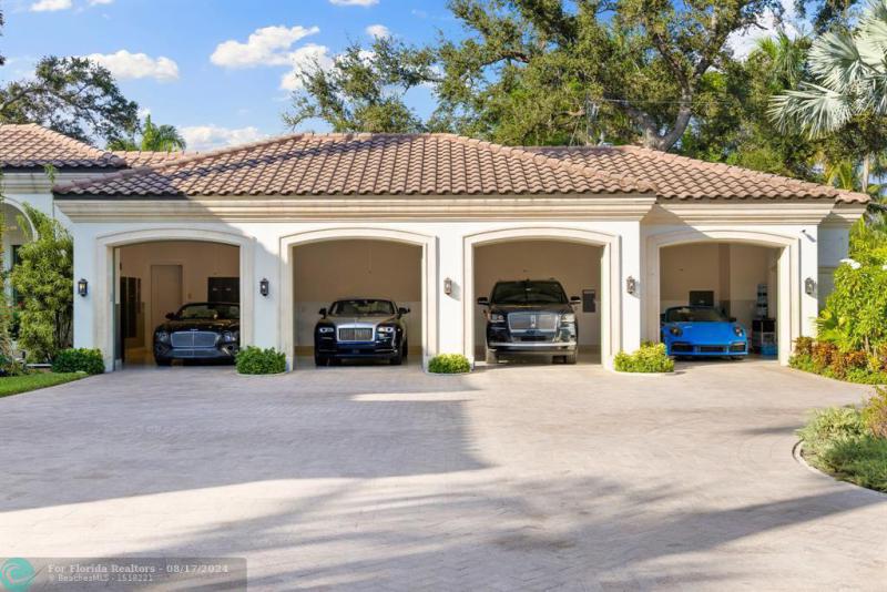  Single Family Homes Photo 45: 1240 Coconut Drive  Fort Myers,  FL 33901