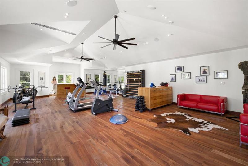  Single Family Homes Photo 46: 1240 Coconut Drive  Fort Myers,  FL 33901