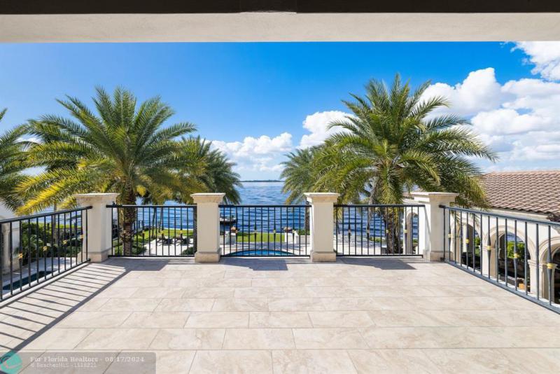  Single Family Homes Photo 49: 1240 Coconut Drive  Fort Myers,  FL 33901