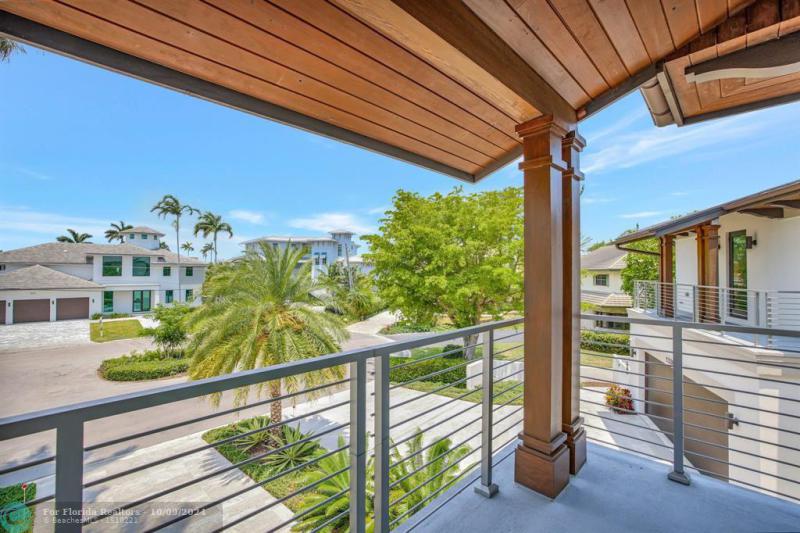 Single Family Homes Photo 46: 1336 Seminole Dr  Fort Lauderdale,  FL 33304