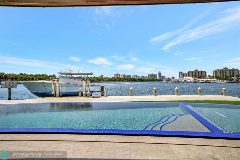  Single Family Homes Photo 72: 1336 Seminole Dr  Fort Lauderdale,  FL 33304
