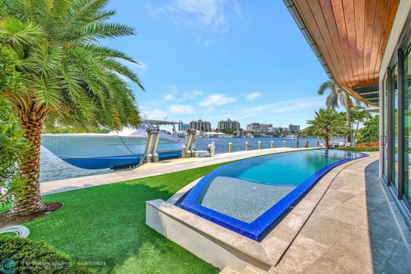  Single Family Homes Photo 73: 1336 Seminole Dr  Fort Lauderdale,  FL 33304