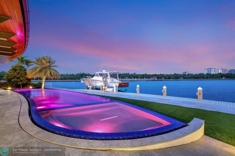  Single Family Homes Photo 89: 1336 Seminole Dr  Fort Lauderdale,  FL 33304