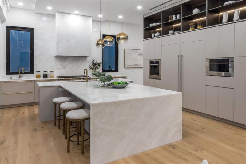  Single Family Homes Photo 12: 2 Sunset Lane  Lauderdale By The Sea,  FL 33062