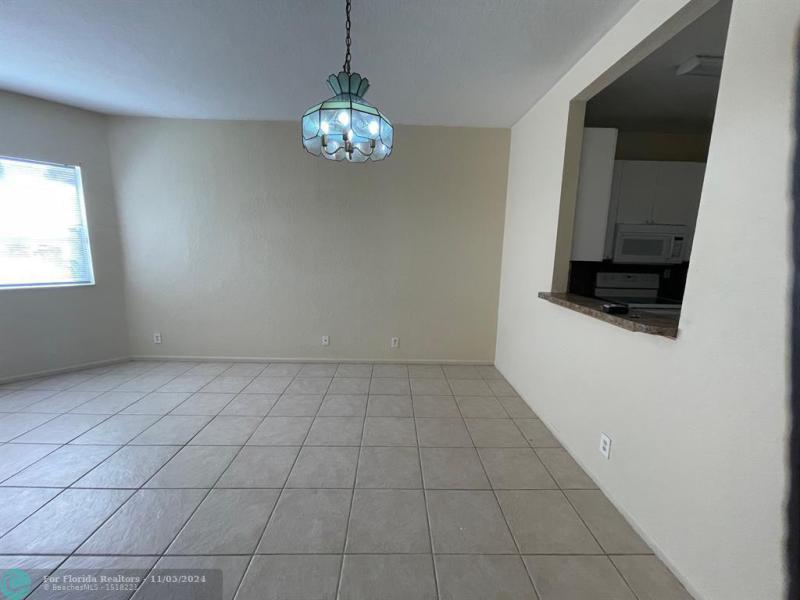 Duplex, Triplex and Fourplex Images