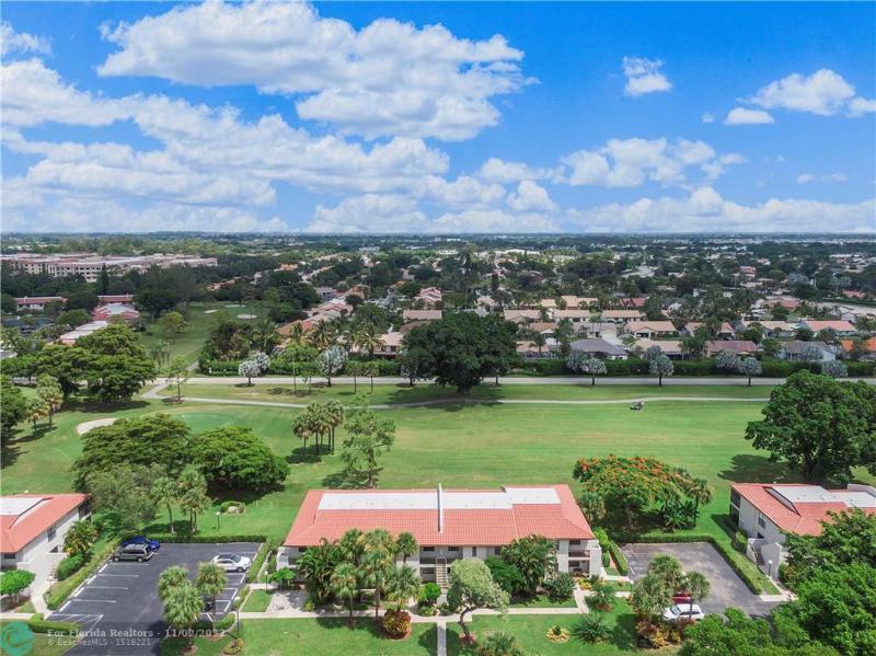  Condo & Townhome Photos