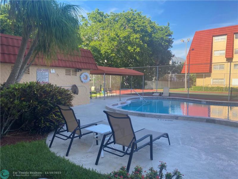  Condo & Townhome Photos