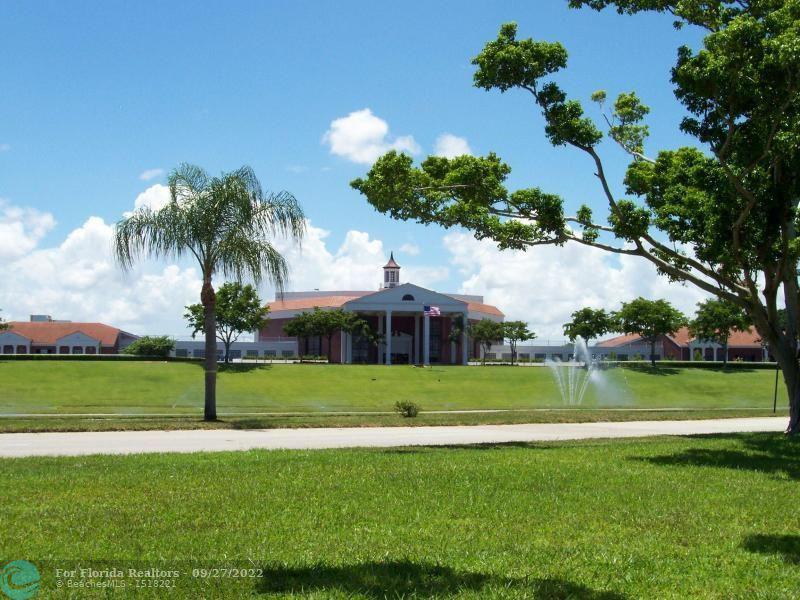  Condo & Townhome Photos