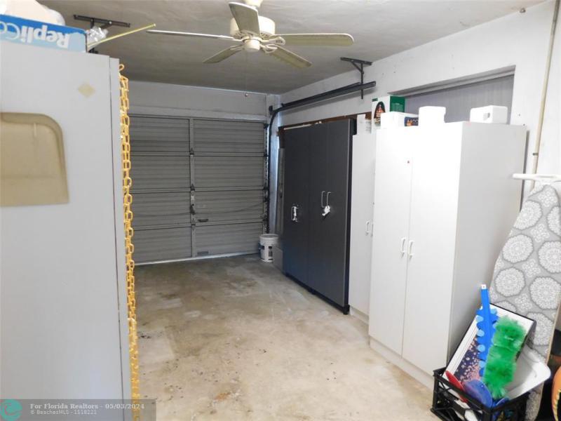  Single Family Homes Photo 15: 6341 Thomas St  Hollywood,  FL 33024