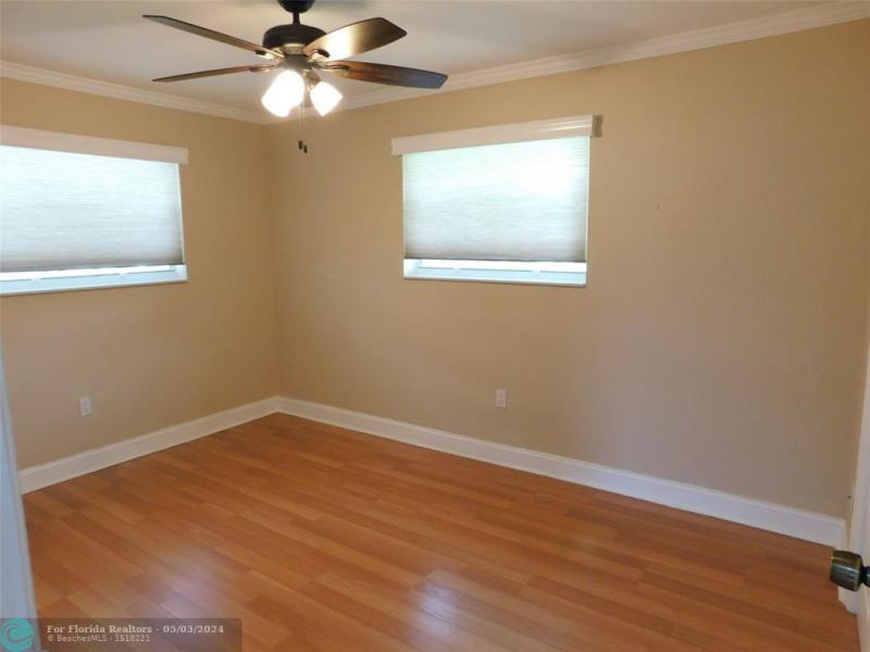  Single Family Homes Photo 16: 6341 Thomas St  Hollywood,  FL 33024