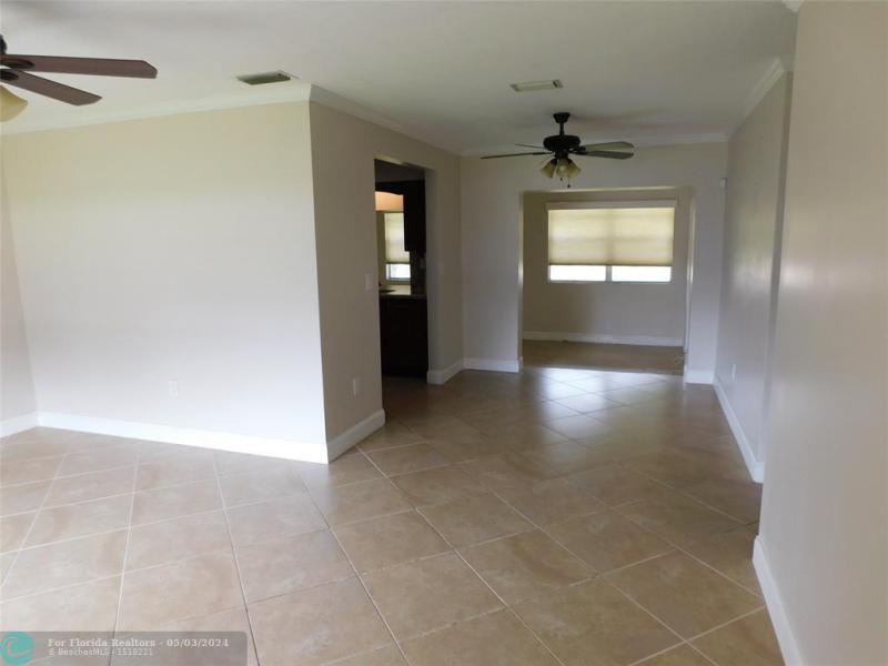  Single Family Homes Photo 2: 6341 Thomas St  Hollywood,  FL 33024