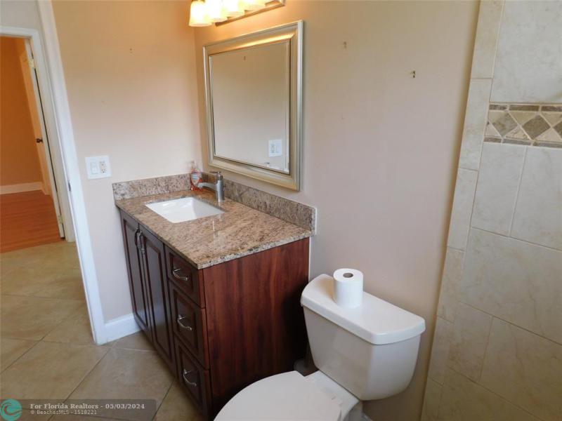  Single Family Homes Photo 23: 6341 Thomas St  Hollywood,  FL 33024