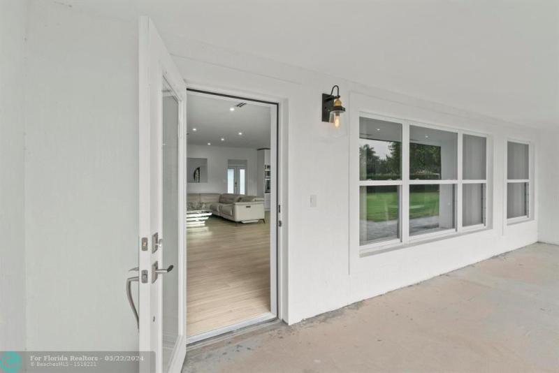 Duplex, Triplex and Fourplex Images