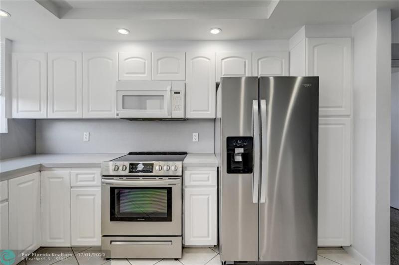  Condo & Townhome Photos
