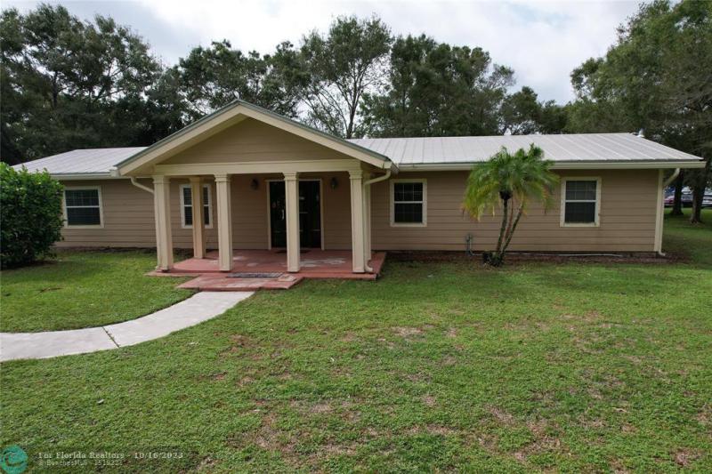  Commercial & Industrial Land Images 