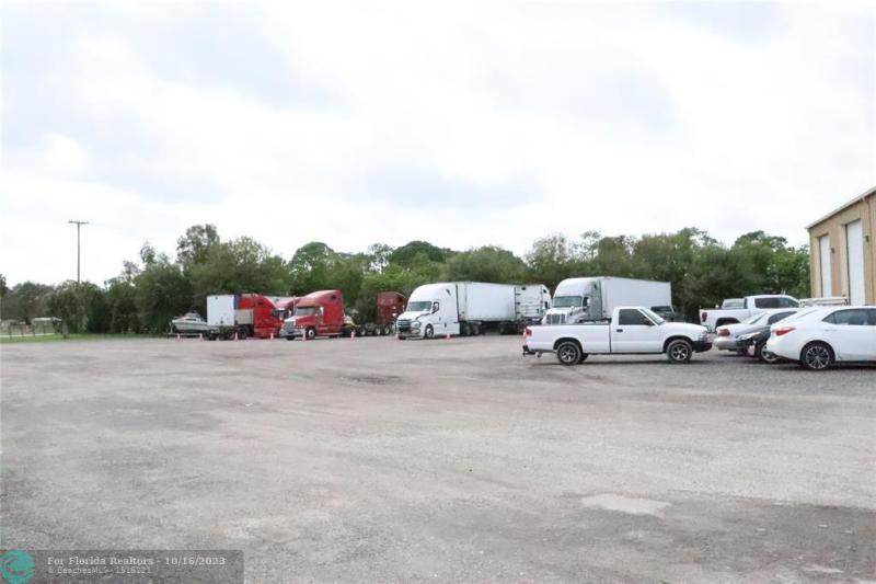  Commercial & Industrial Land Images 