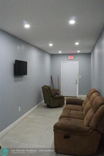  Commercial & Industrial Land Images 