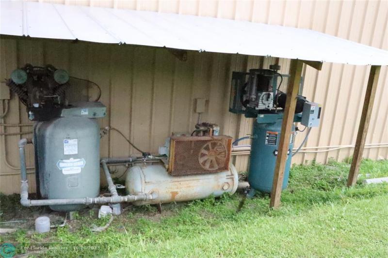  Commercial & Industrial Land Images 