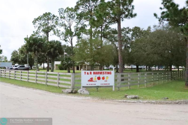  Commercial & Industrial Land Images 