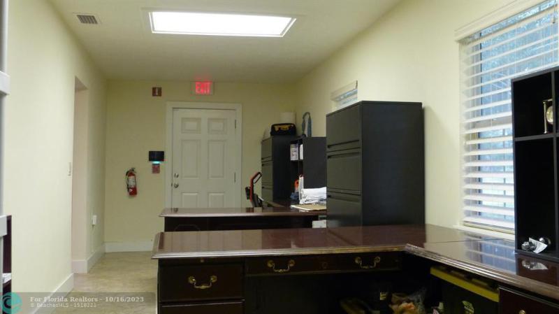  Commercial & Industrial Land Images 