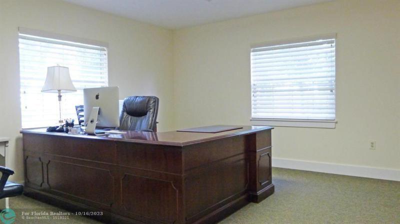  Commercial & Industrial Land Images 